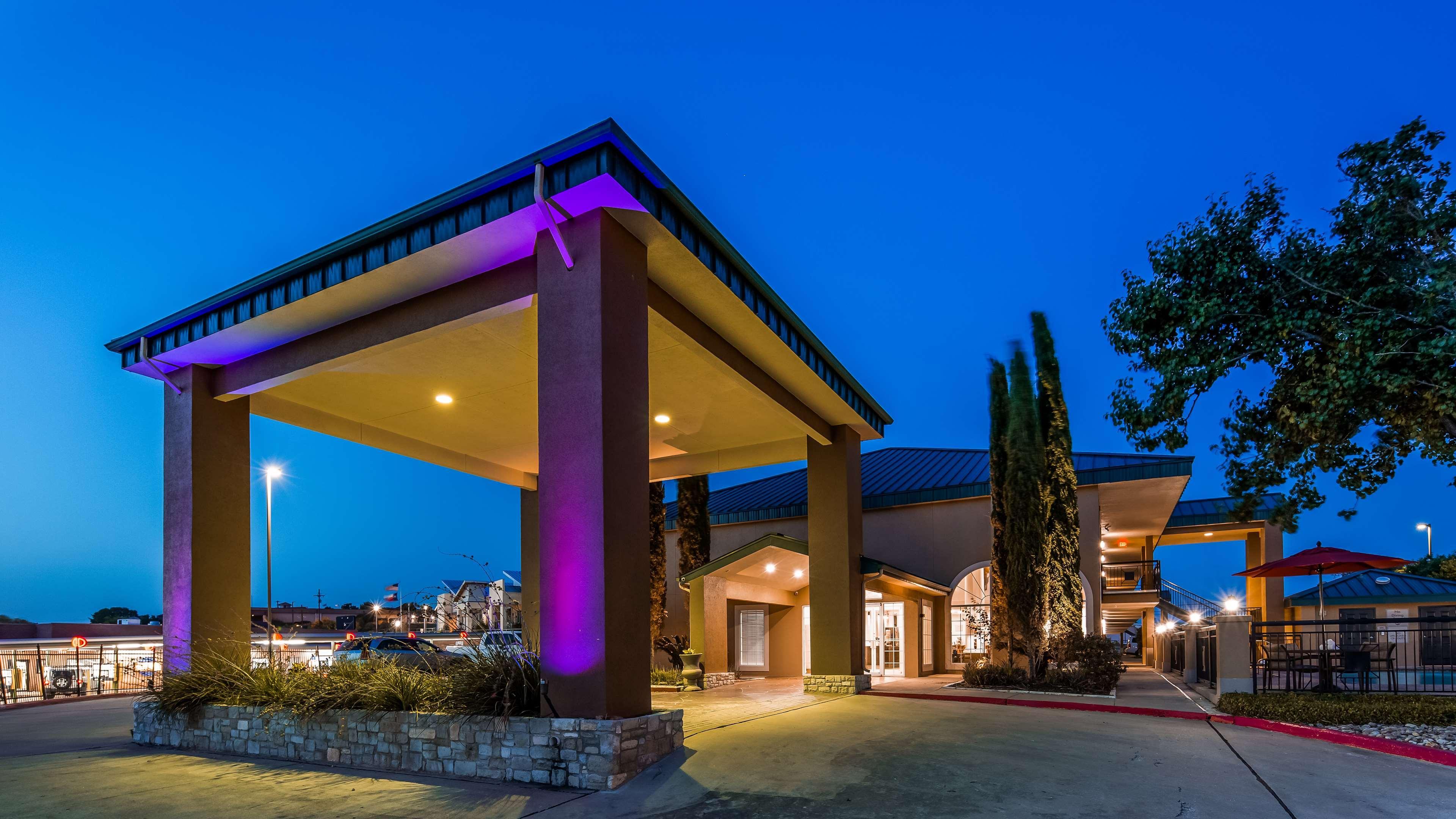 Best Western Marble Falls Inn Exteriör bild